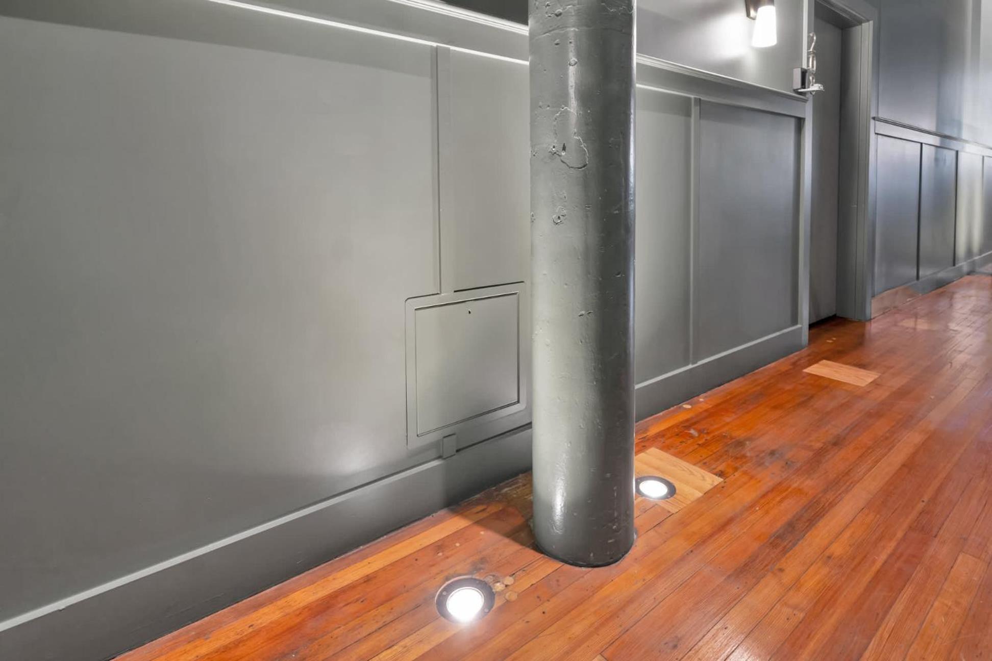 Modern And Cozy 2-br Loft In # 201 Apartment Louisville