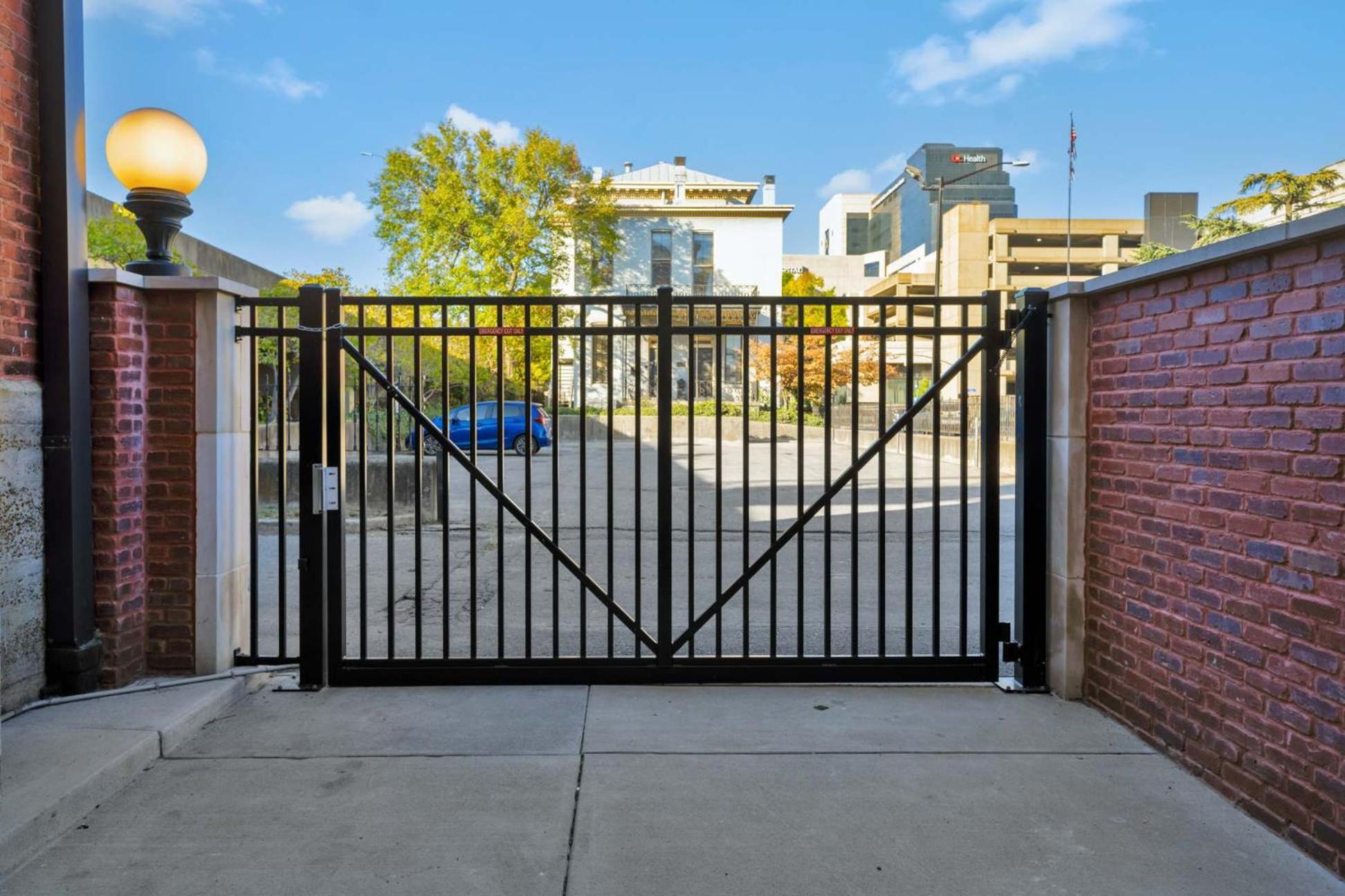 Modern And Cozy 2-br Loft In # 201 * Louisville